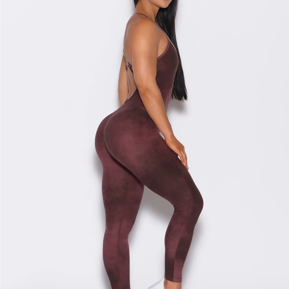 Bombshell bodysuit small 
New with tags